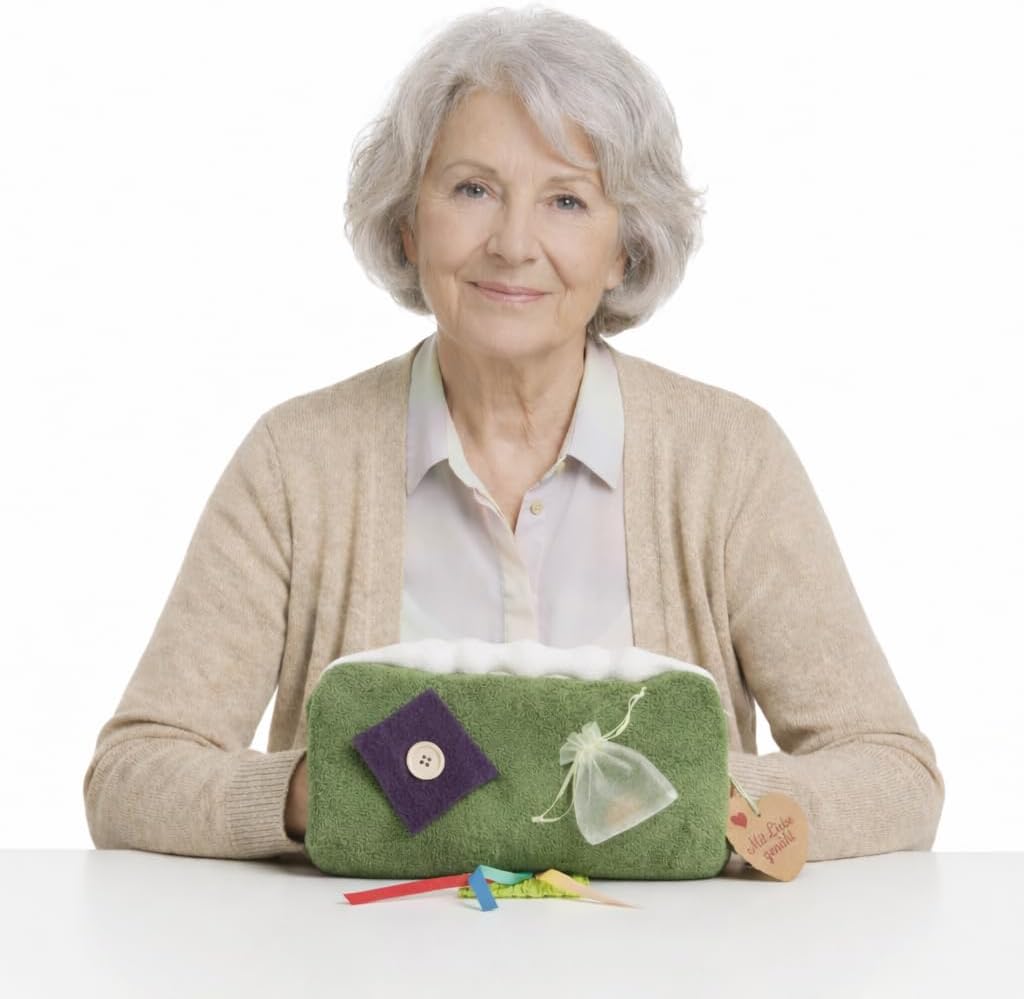 Green fidget muff